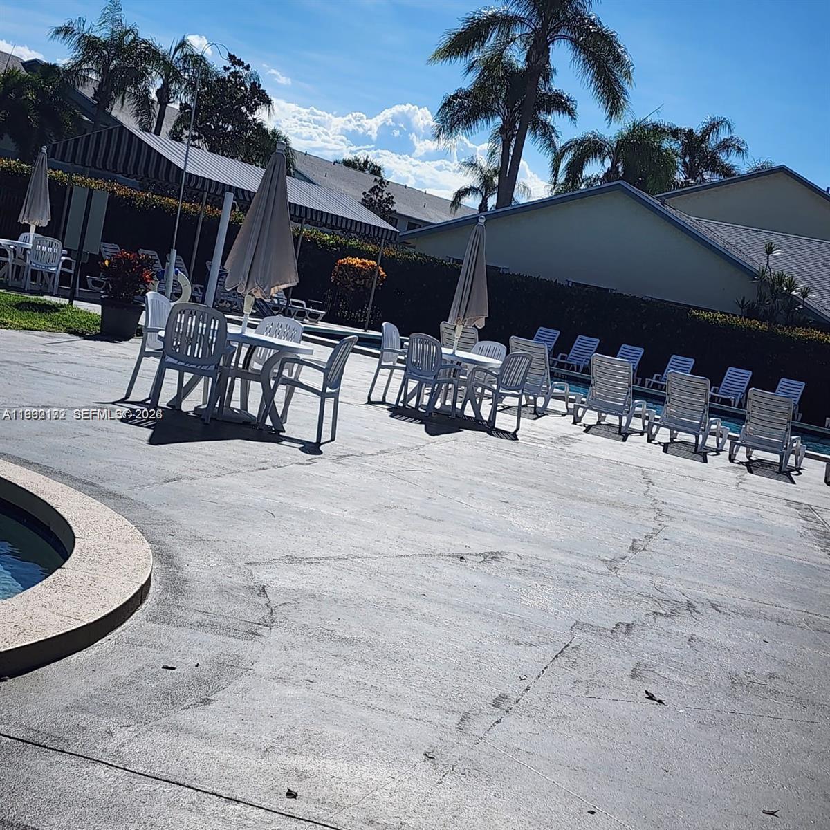 SANDALFOOT COVE SEC 12 - Residential