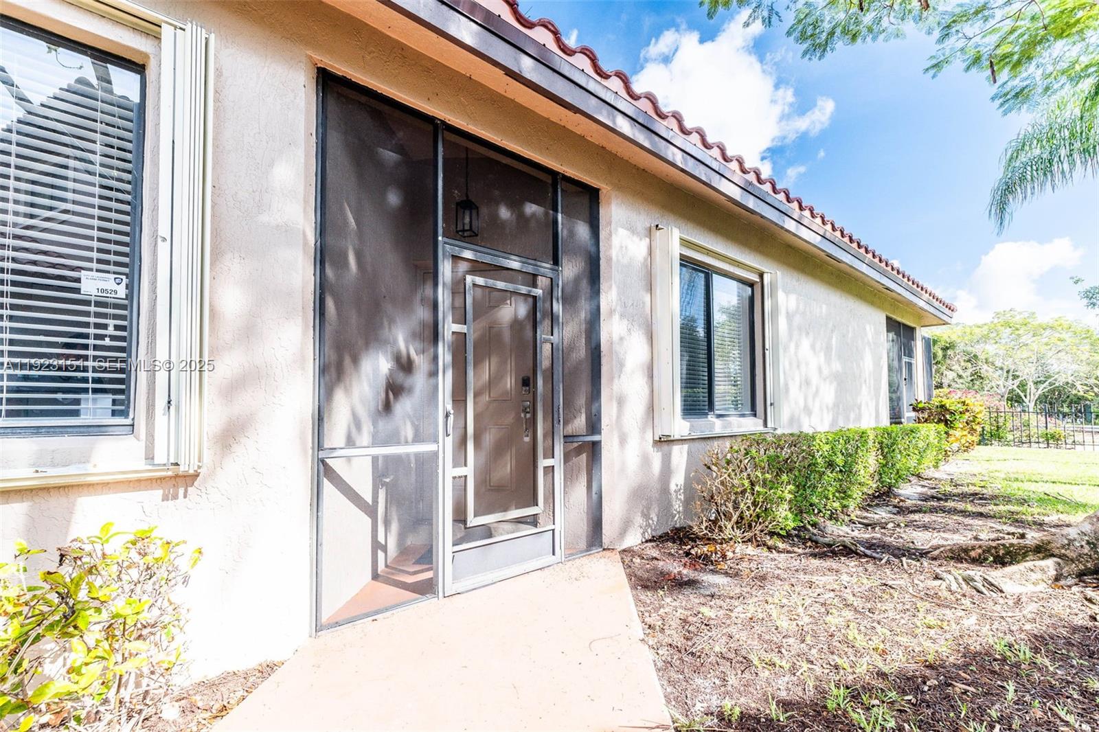 S & R OF INVERRARY PAR F - Residential