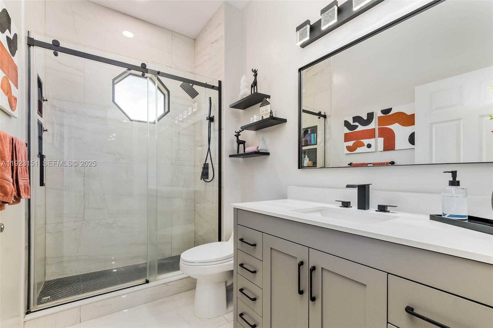 S & R OF INVERRARY PAR F - Residential