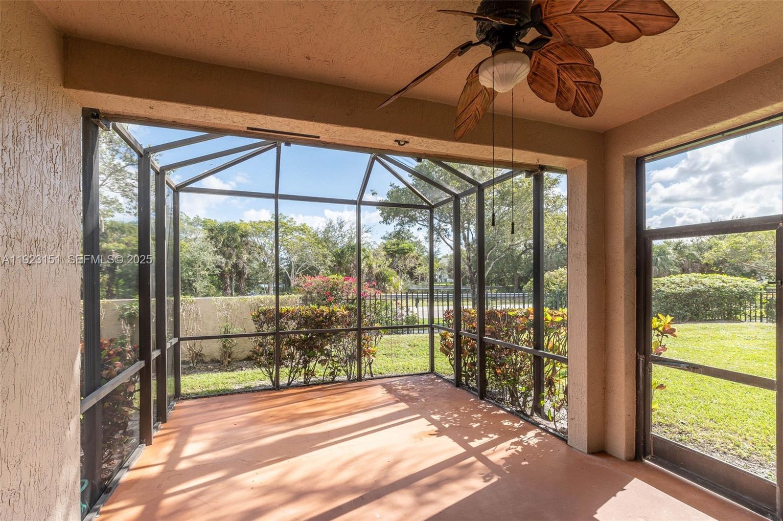 S & R OF INVERRARY PAR F - Residential