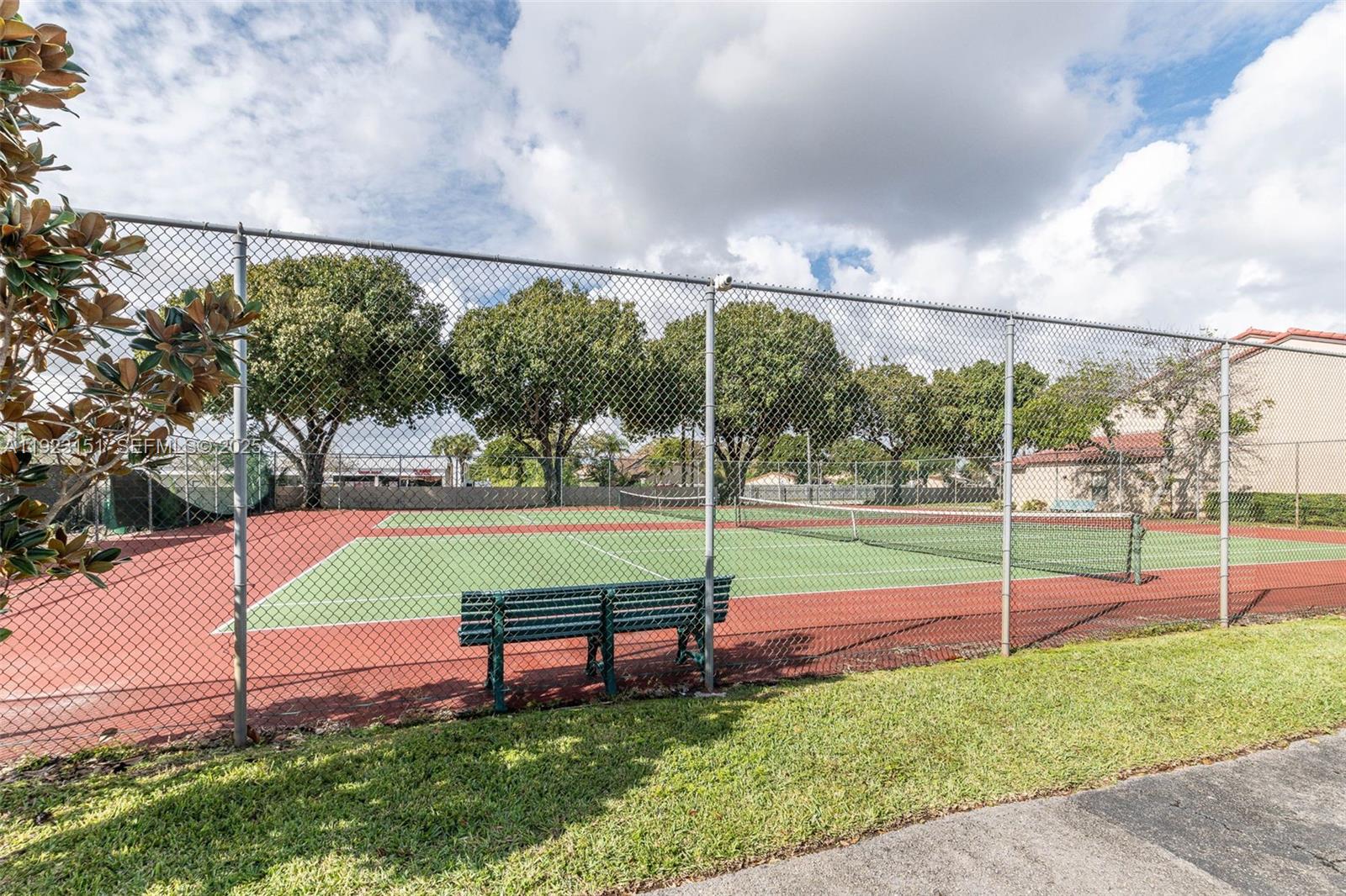 S & R OF INVERRARY PAR F - Residential