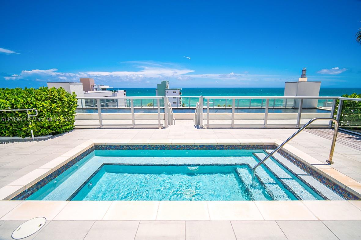 COSTA HOLLYWOOD CONDO - Residential