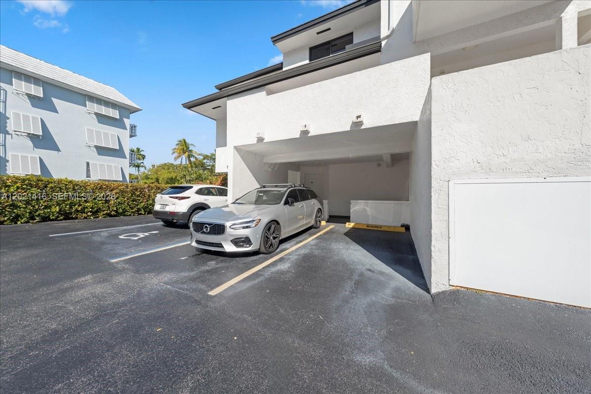 5750 Turin St 207