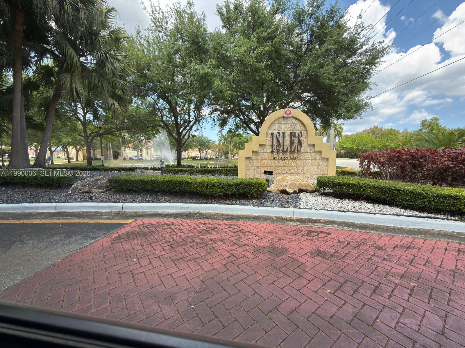 ISLES AT LAGO MAR CONDO - Residential