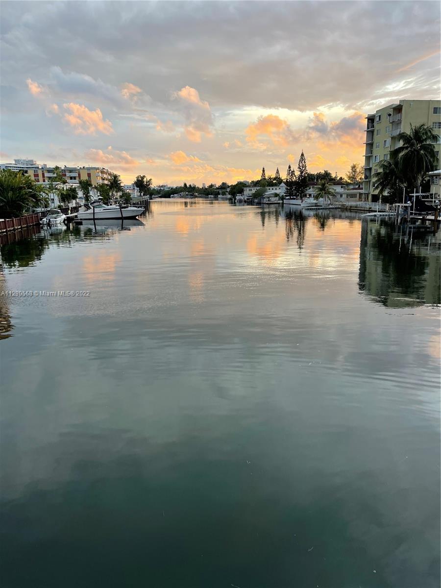 BYRON MARINA CONDO - Residential