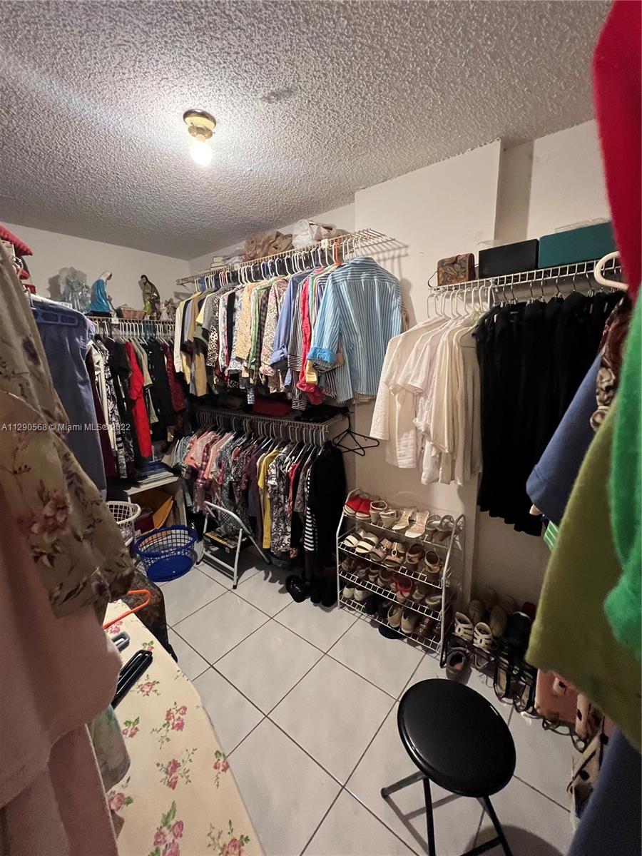 BYRON MARINA CONDO - Residential