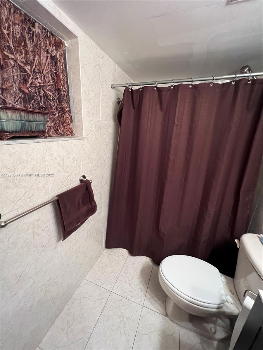 BYRON MARINA CONDO - Residential