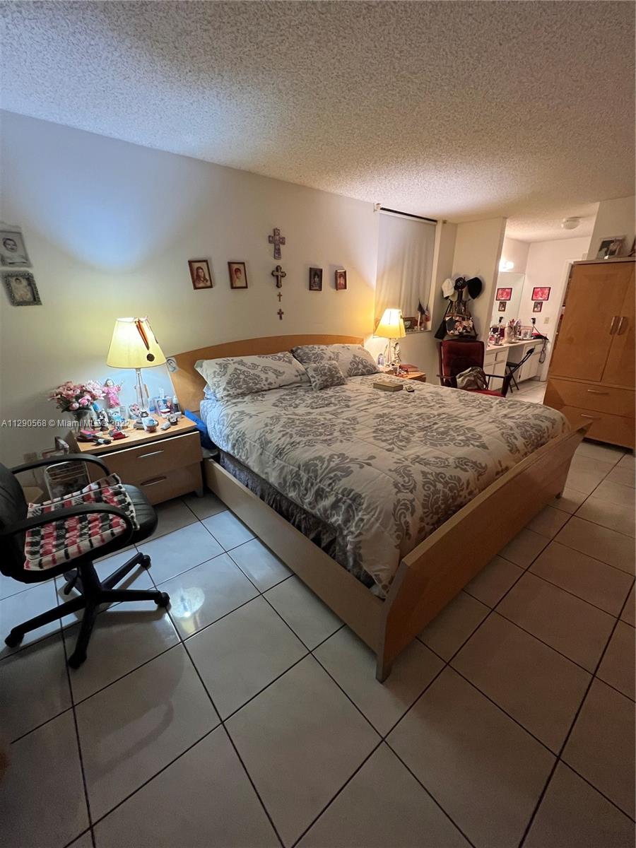 BYRON MARINA CONDO - Residential