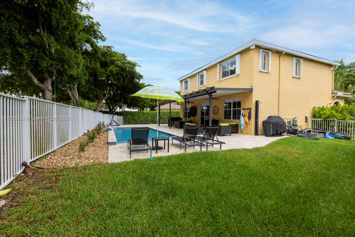 SECTOR 2-PARCELS 1 2 3 4 - Residential