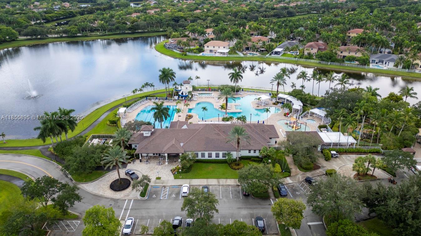 SECTOR 2-PARCELS 1 2 3 4 - Residential