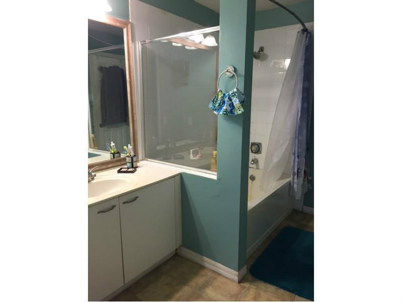 THE VILLAGES OF RENAISSAN - Residential Lease