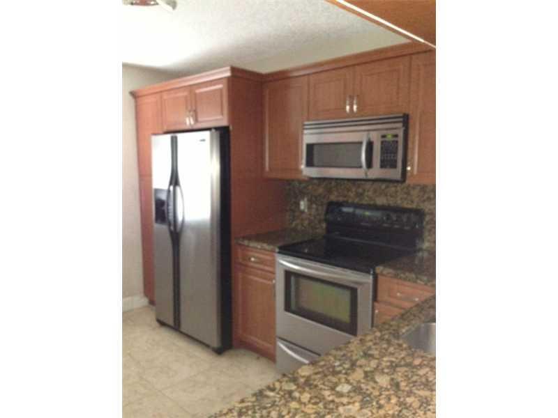 THE VILLAGES OF RENAISSAN - Residential Lease