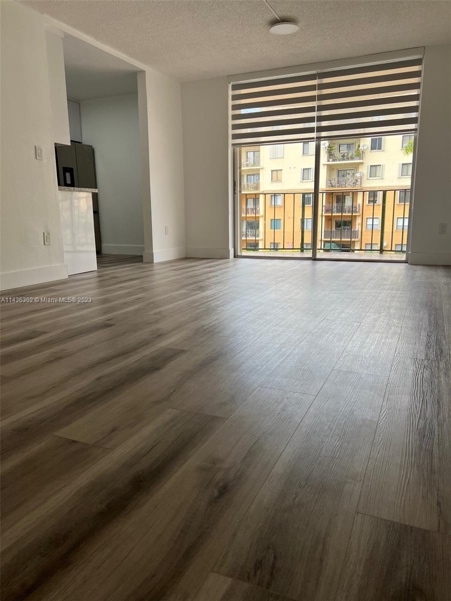 THE FOUNTAINS AT FONTAINE - Residential