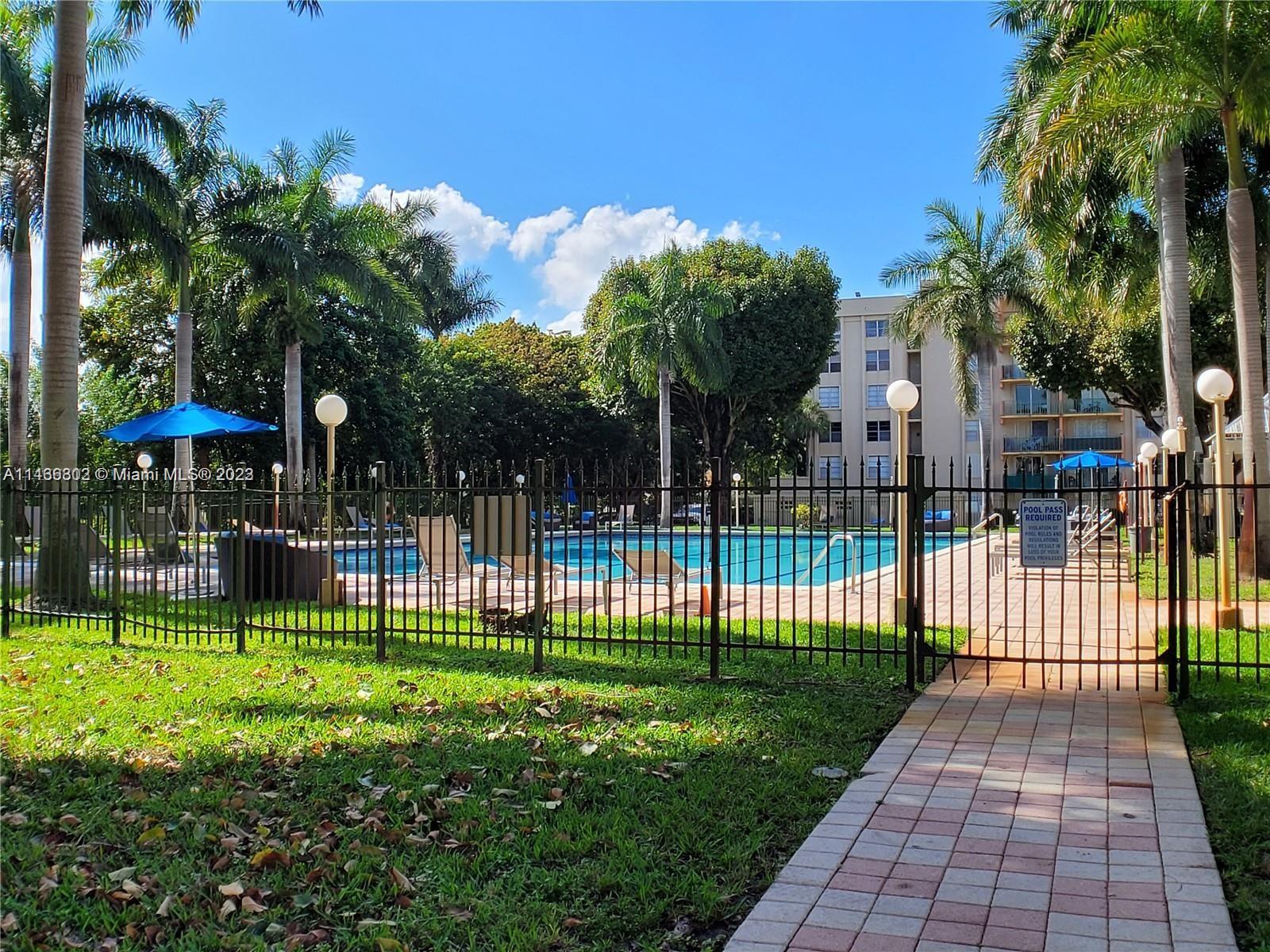 THE FOUNTAINS AT FONTAINE - Residential
