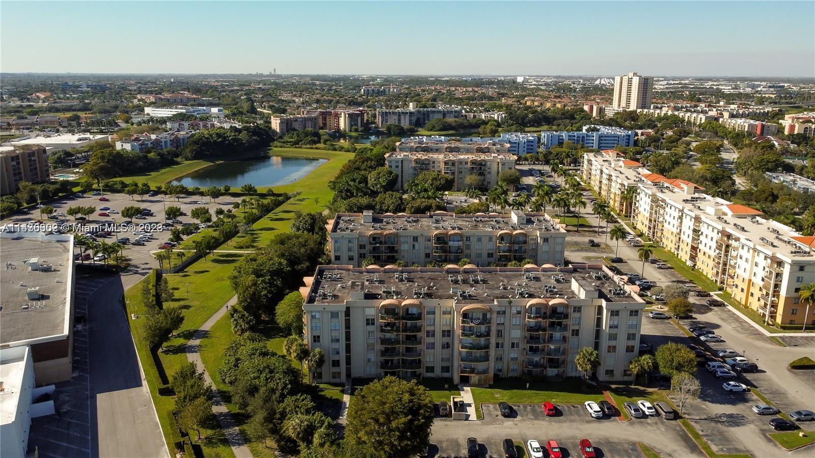 THE FOUNTAINS AT FONTAINE - Residential