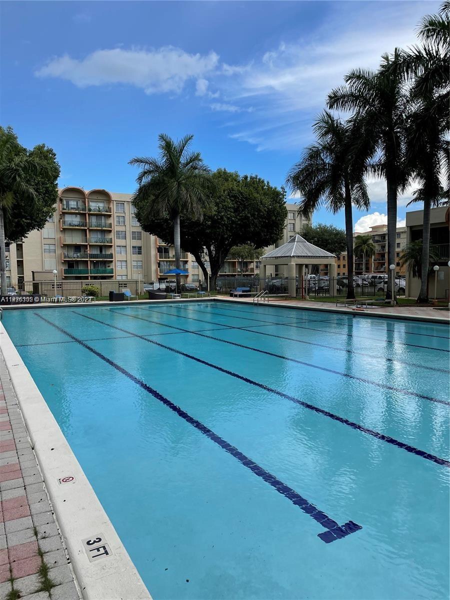 THE FOUNTAINS AT FONTAINE - Residential