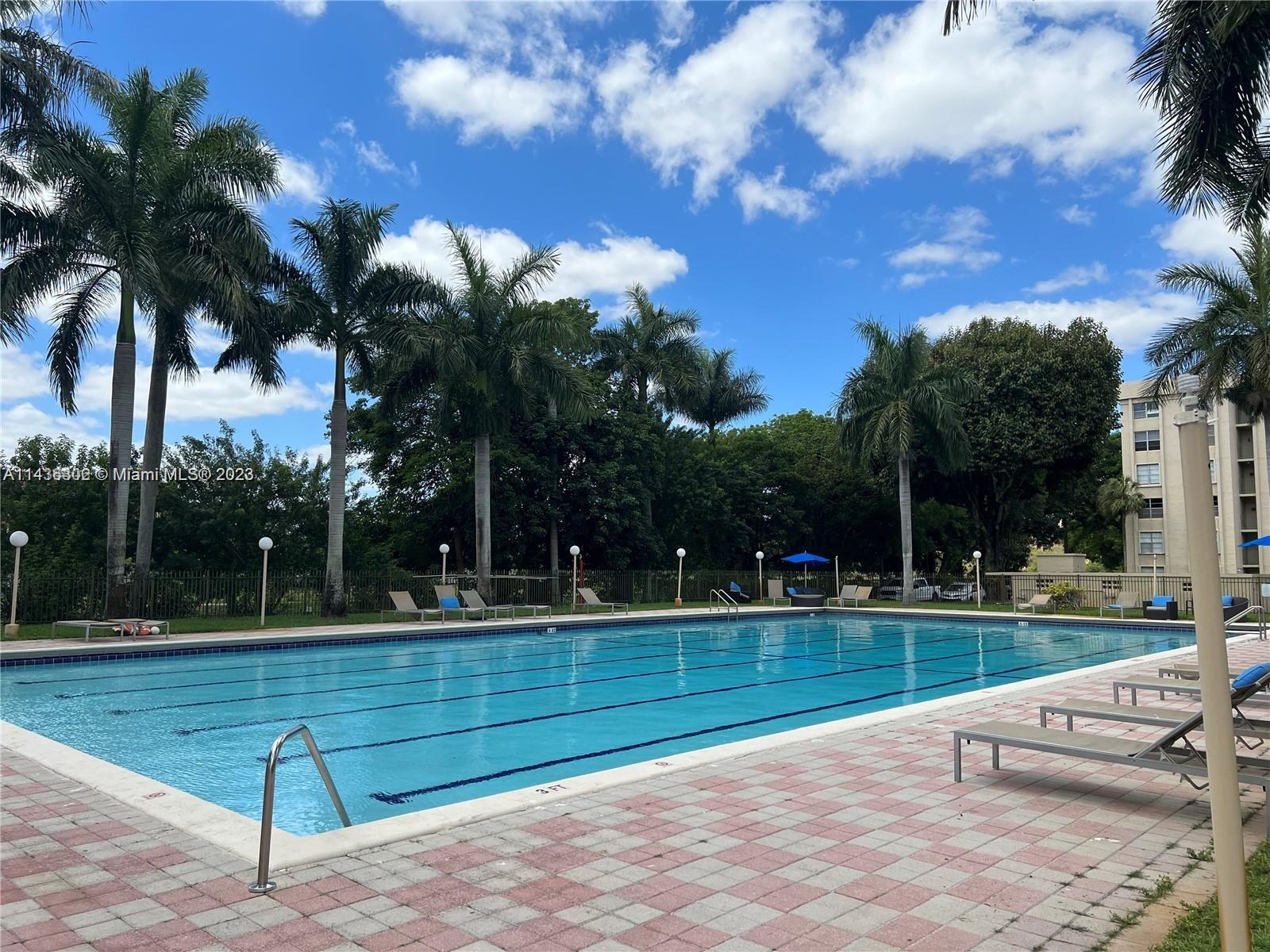 THE FOUNTAINS AT FONTAINE - Residential