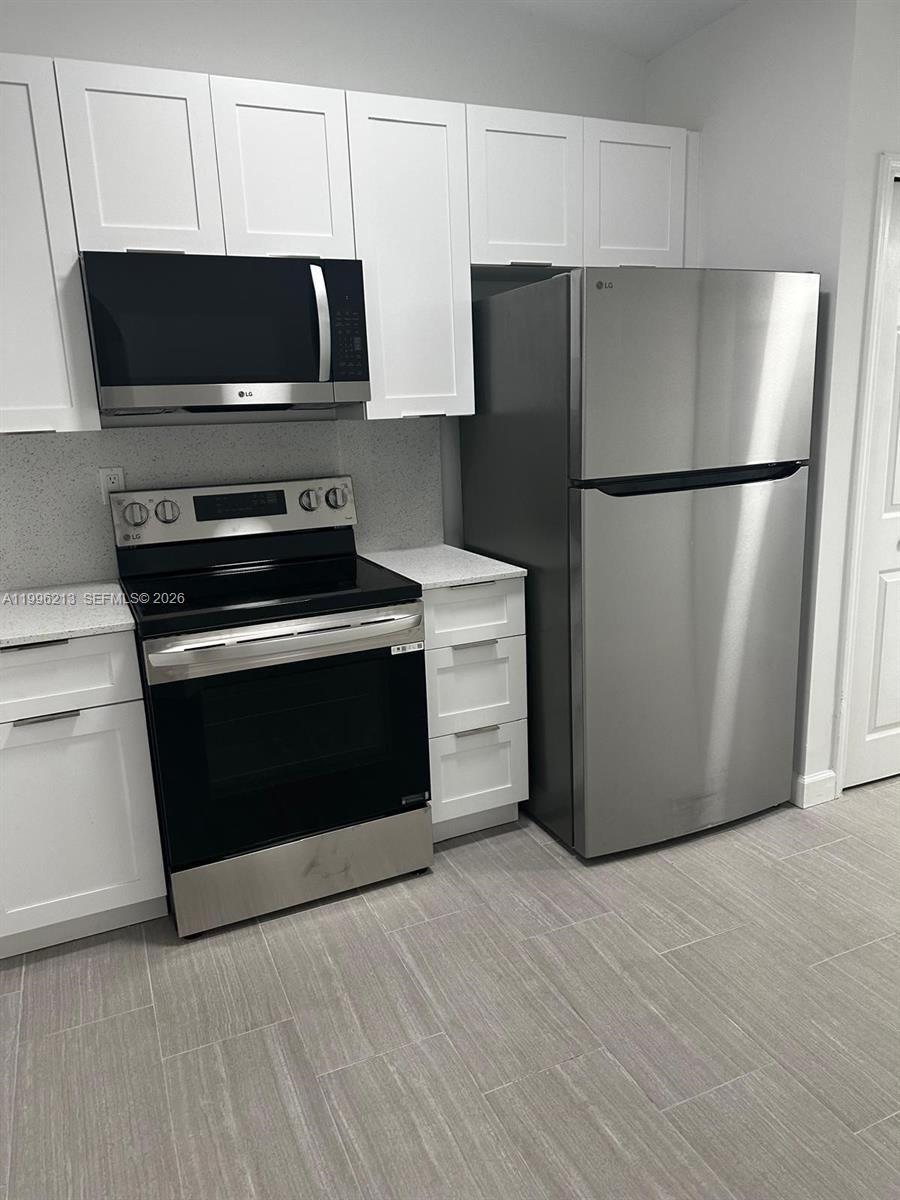 VENETIA GARDENS SOUTH CON - Residential Lease