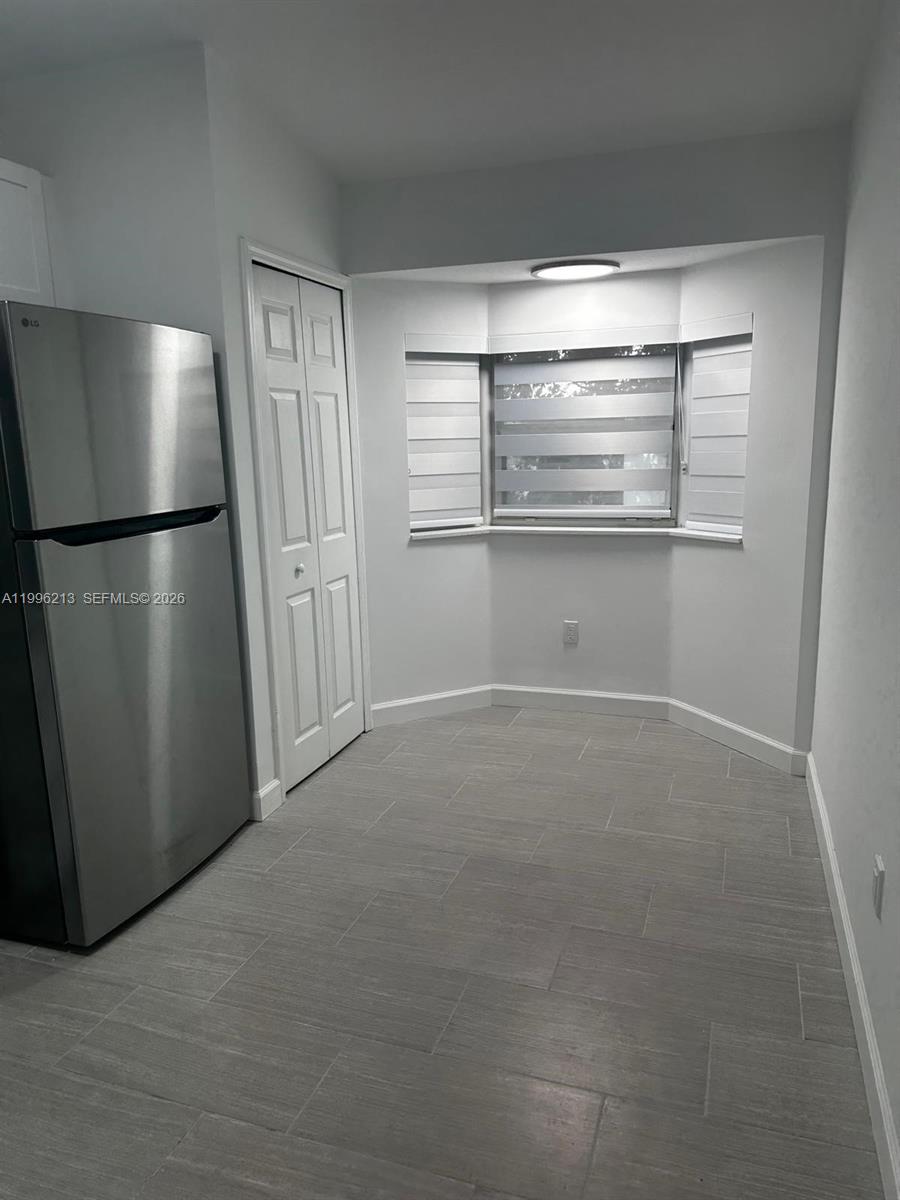 VENETIA GARDENS SOUTH CON - Residential Lease