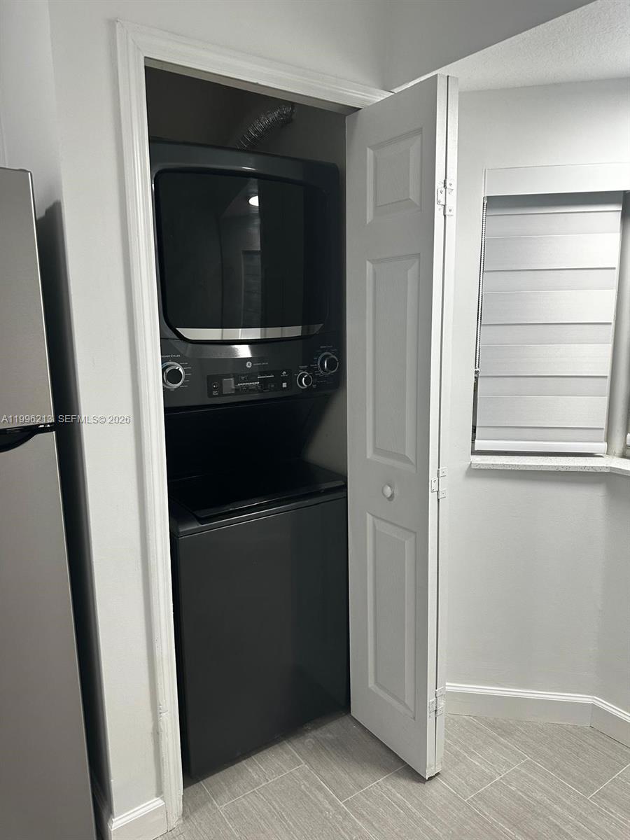 VENETIA GARDENS SOUTH CON - Residential Lease