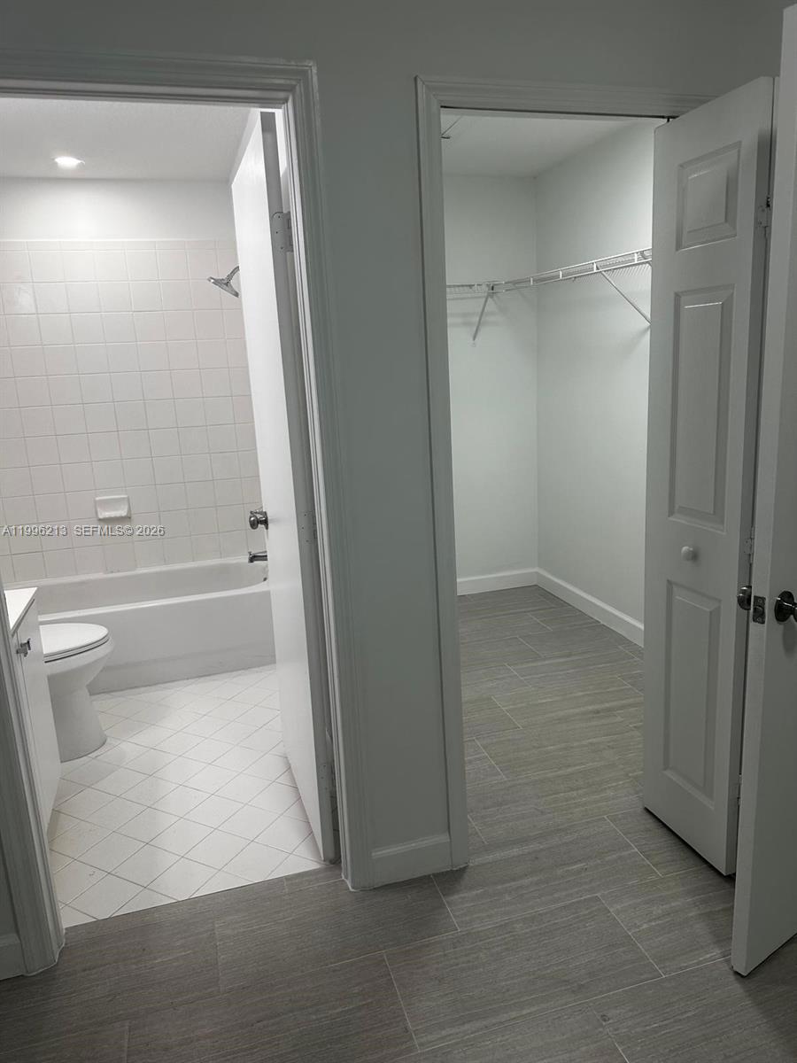 VENETIA GARDENS SOUTH CON - Residential Lease