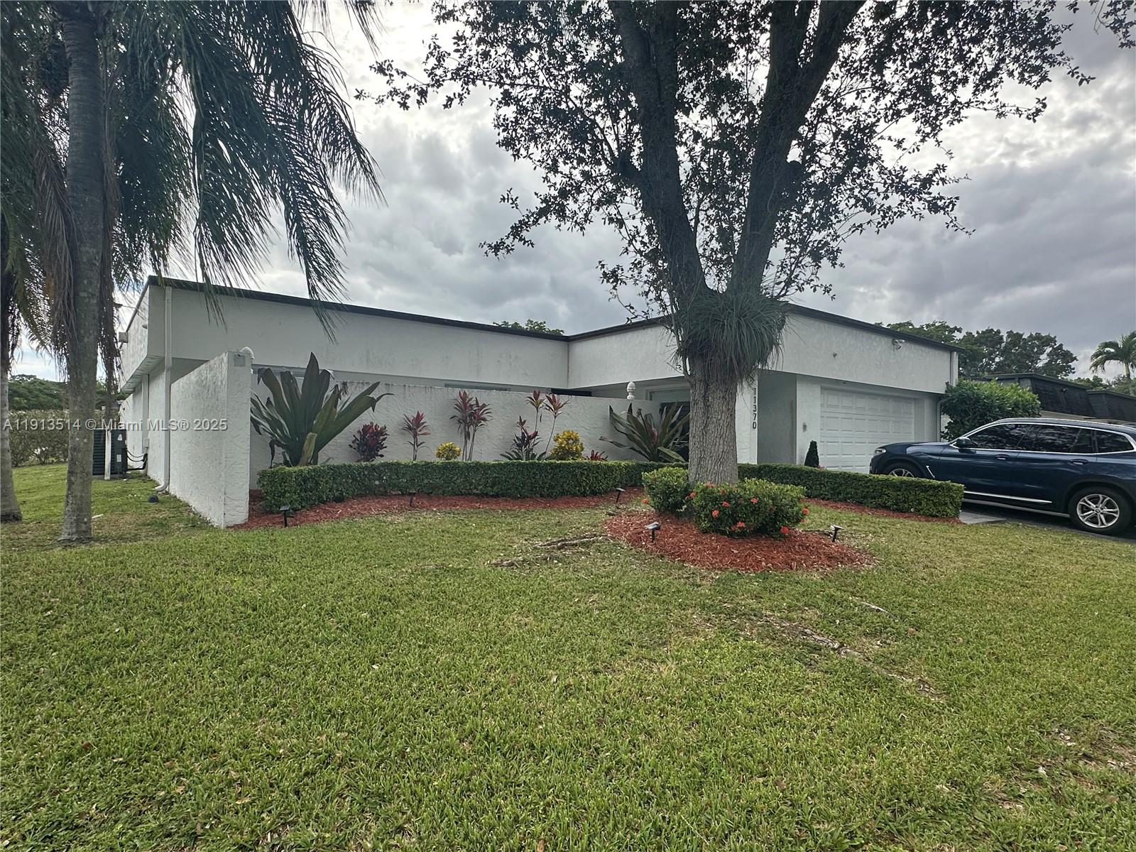 KILLIAN PINES 1ST ADDN - Residential