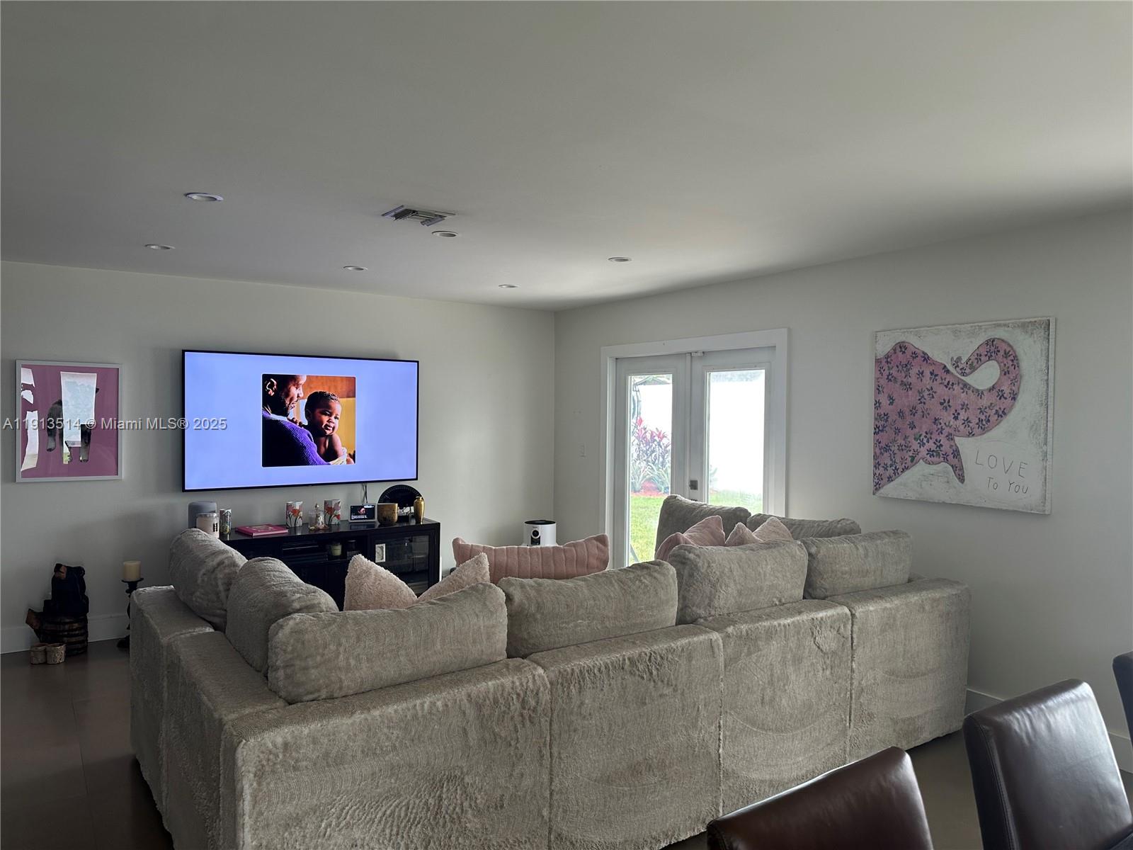 KILLIAN PINES 1ST ADDN - Residential