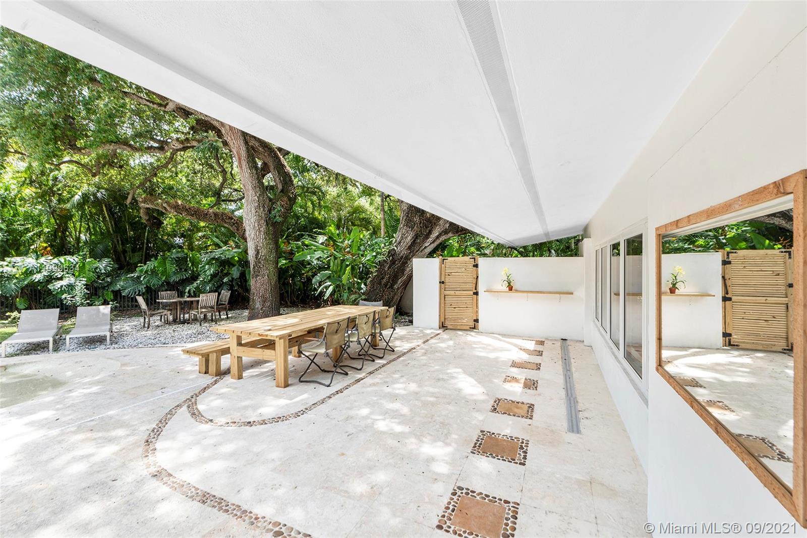 REV PL MIAMI SHORES SEC 8 - Residential