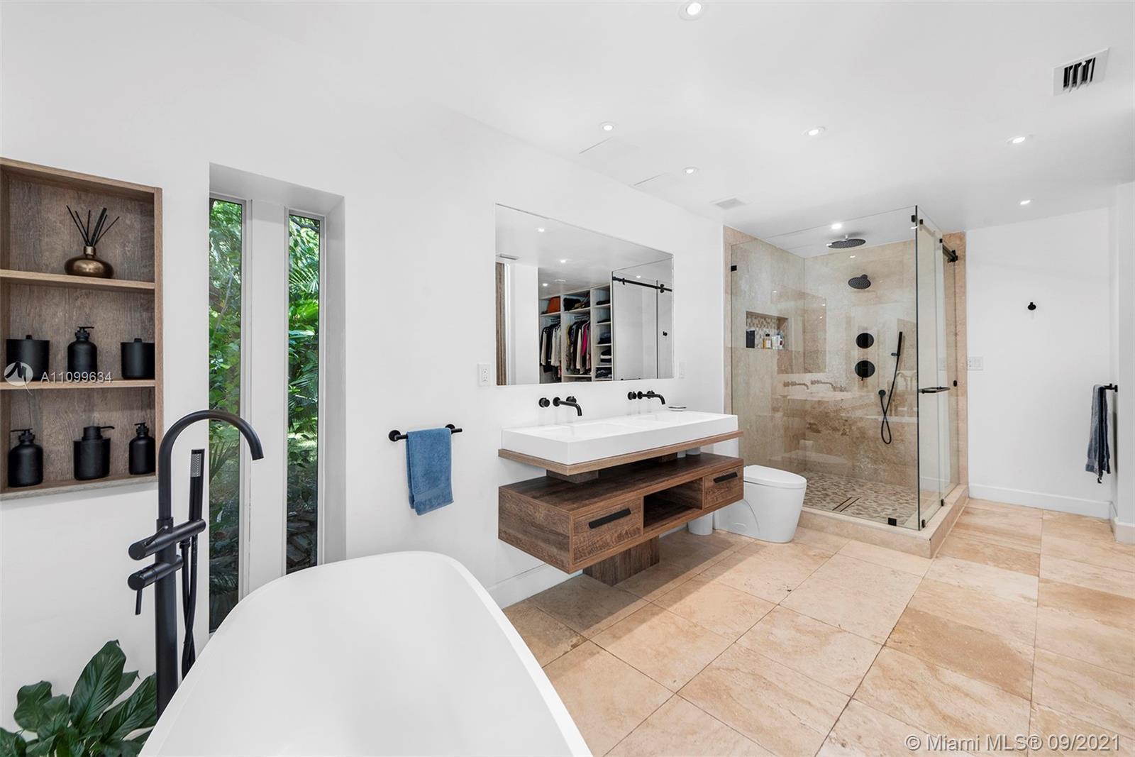 REV PL MIAMI SHORES SEC 8 - Residential