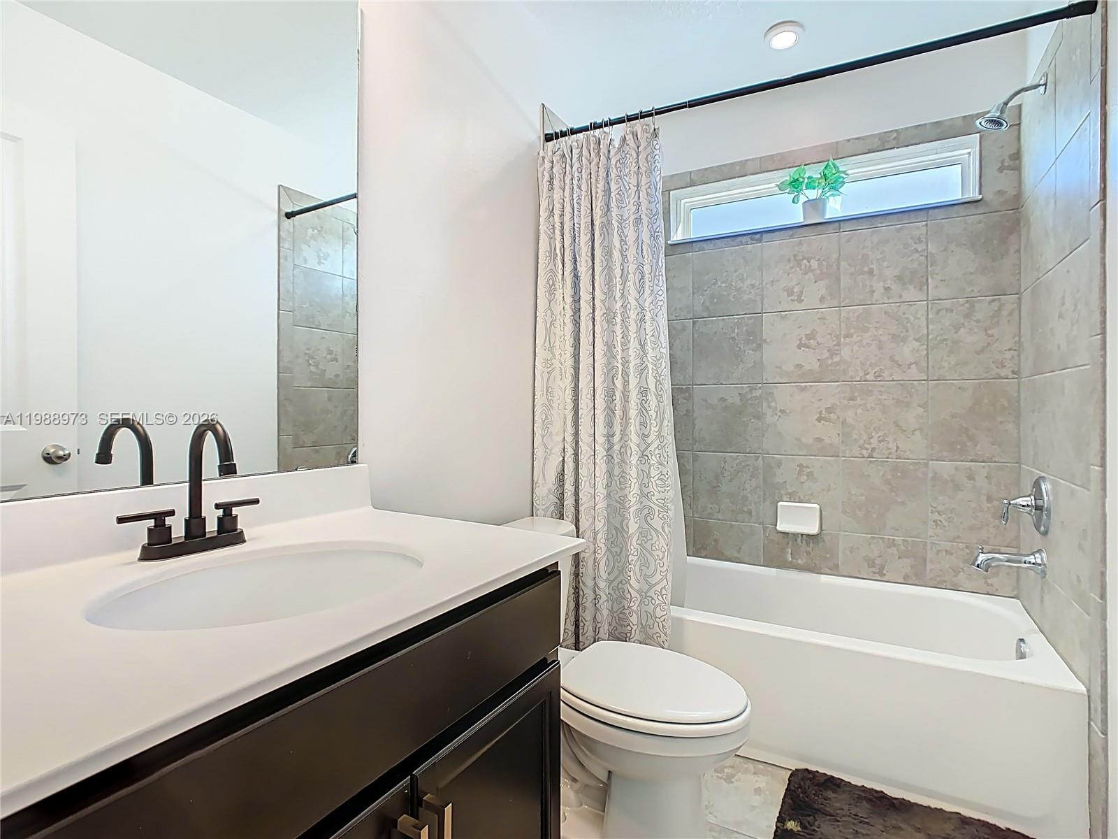 Reserve at Pine Tree - Residential