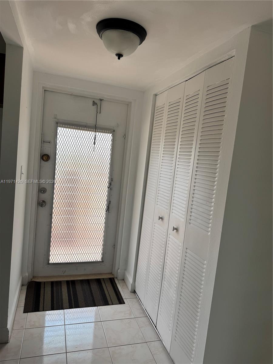 SUNRISE LAKES 90 CONDO - Residential