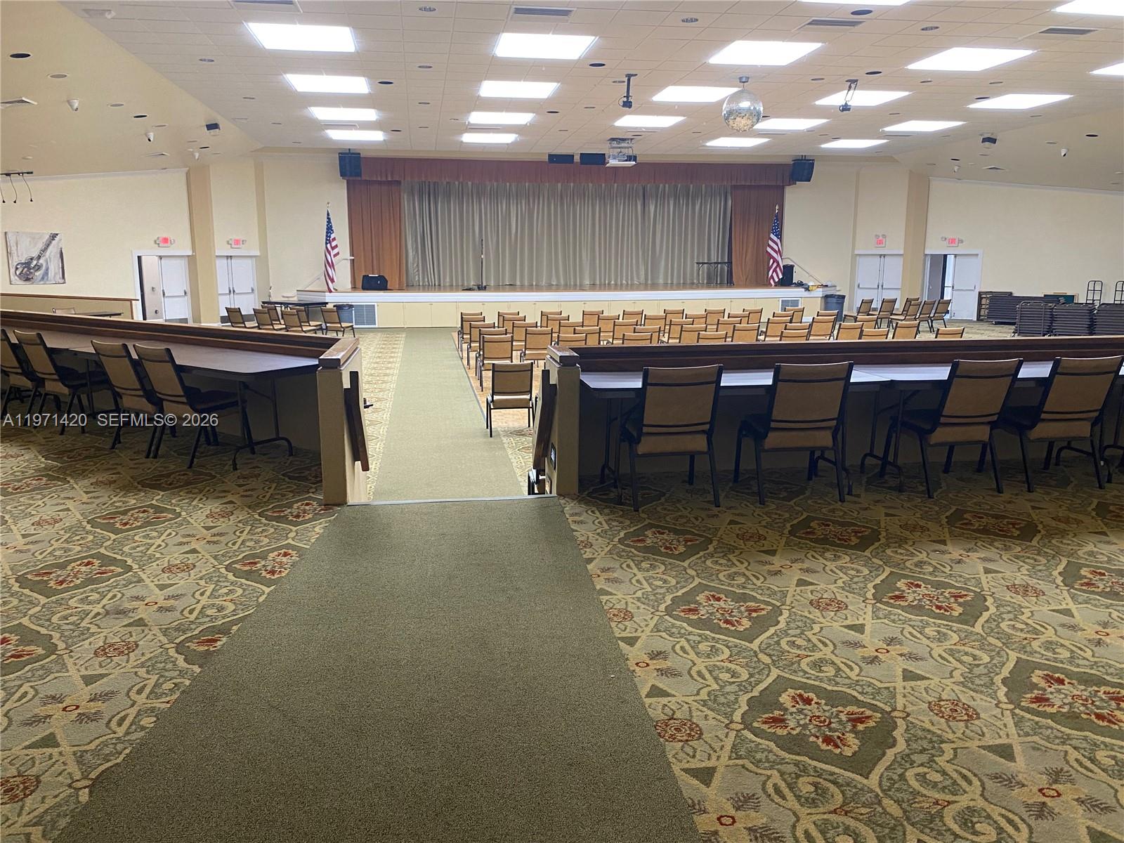 SUNRISE LAKES 90 CONDO - Residential