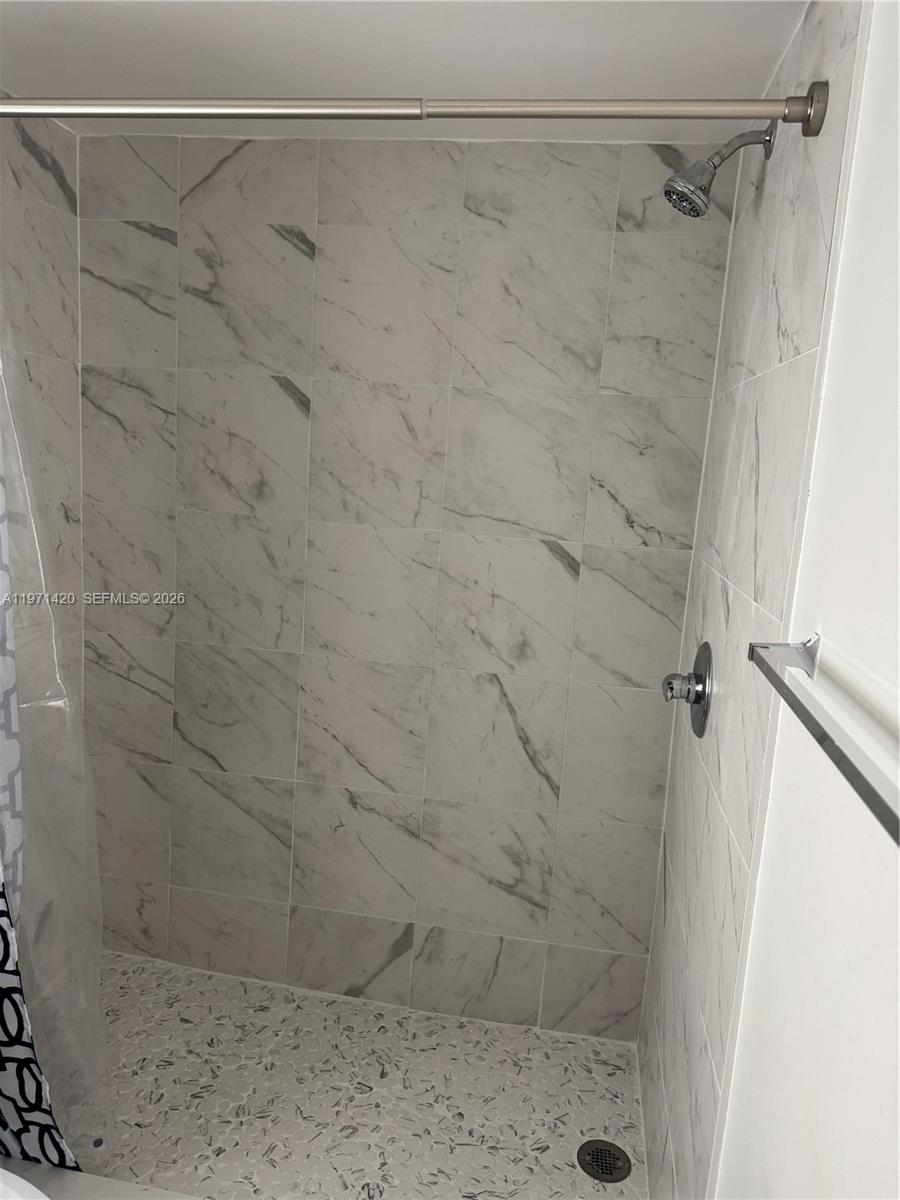 SUNRISE LAKES 90 CONDO - Residential