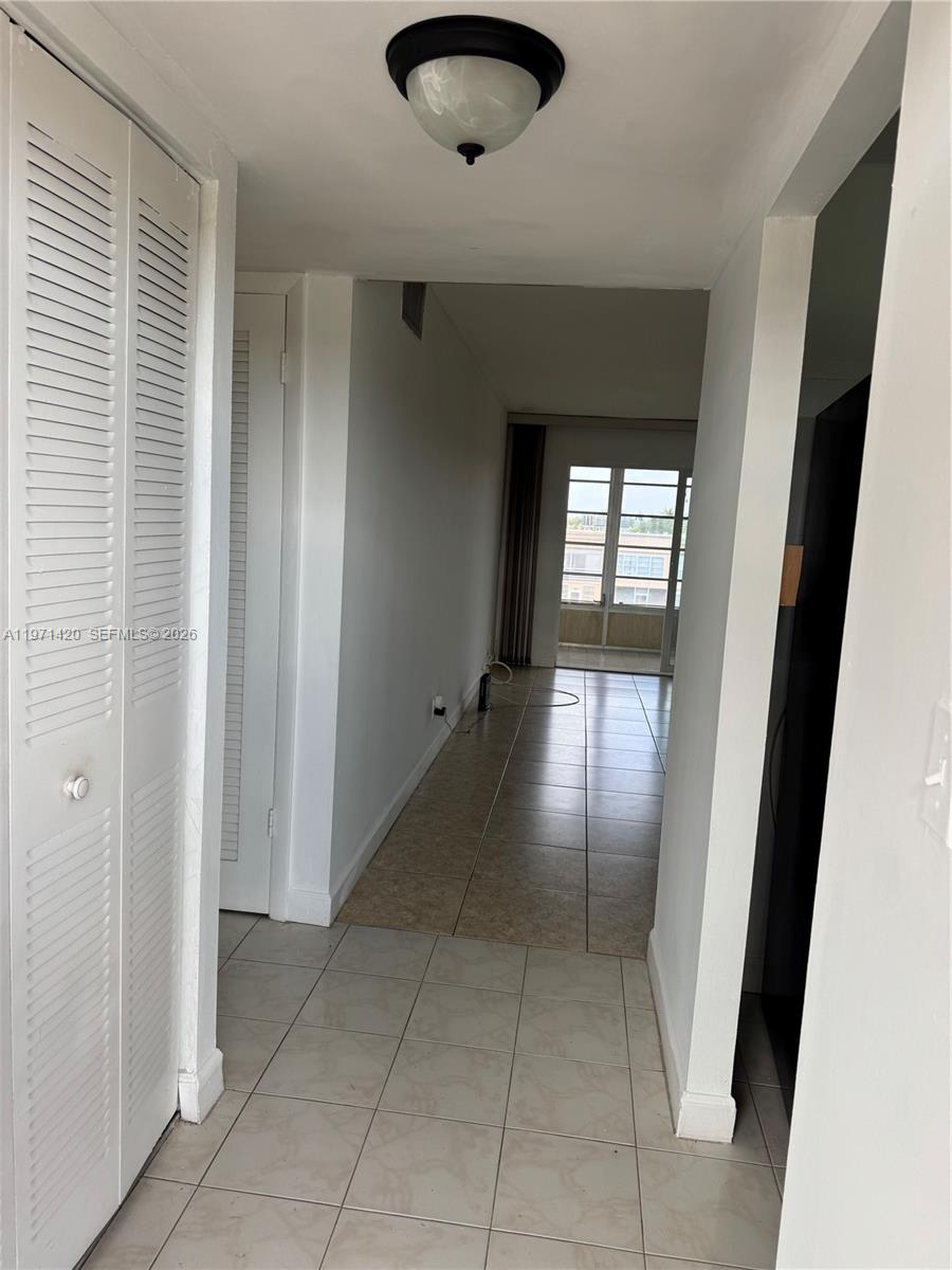 SUNRISE LAKES 90 CONDO - Residential