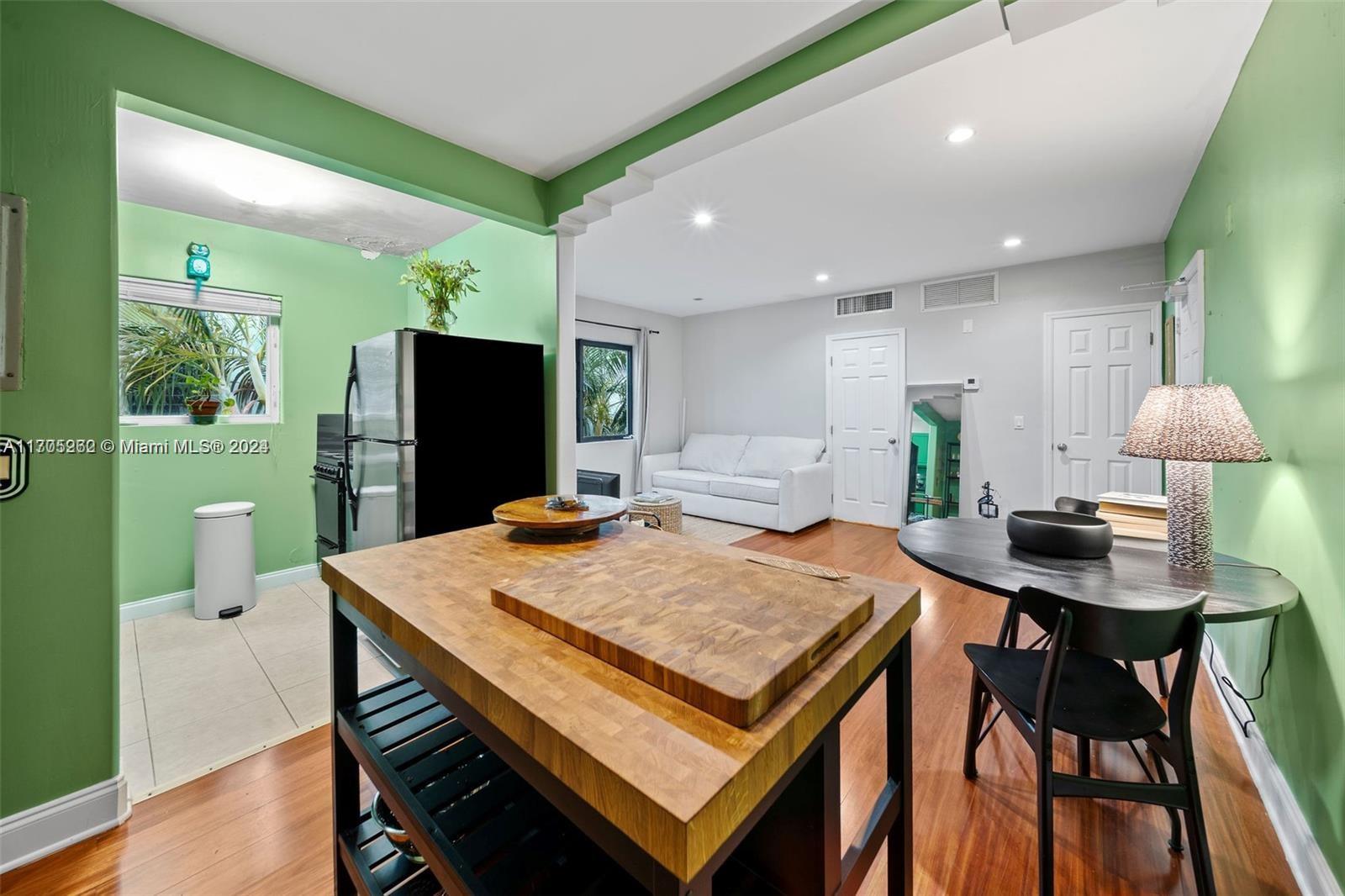 JEFFERSON PLACE CONDO - Residential