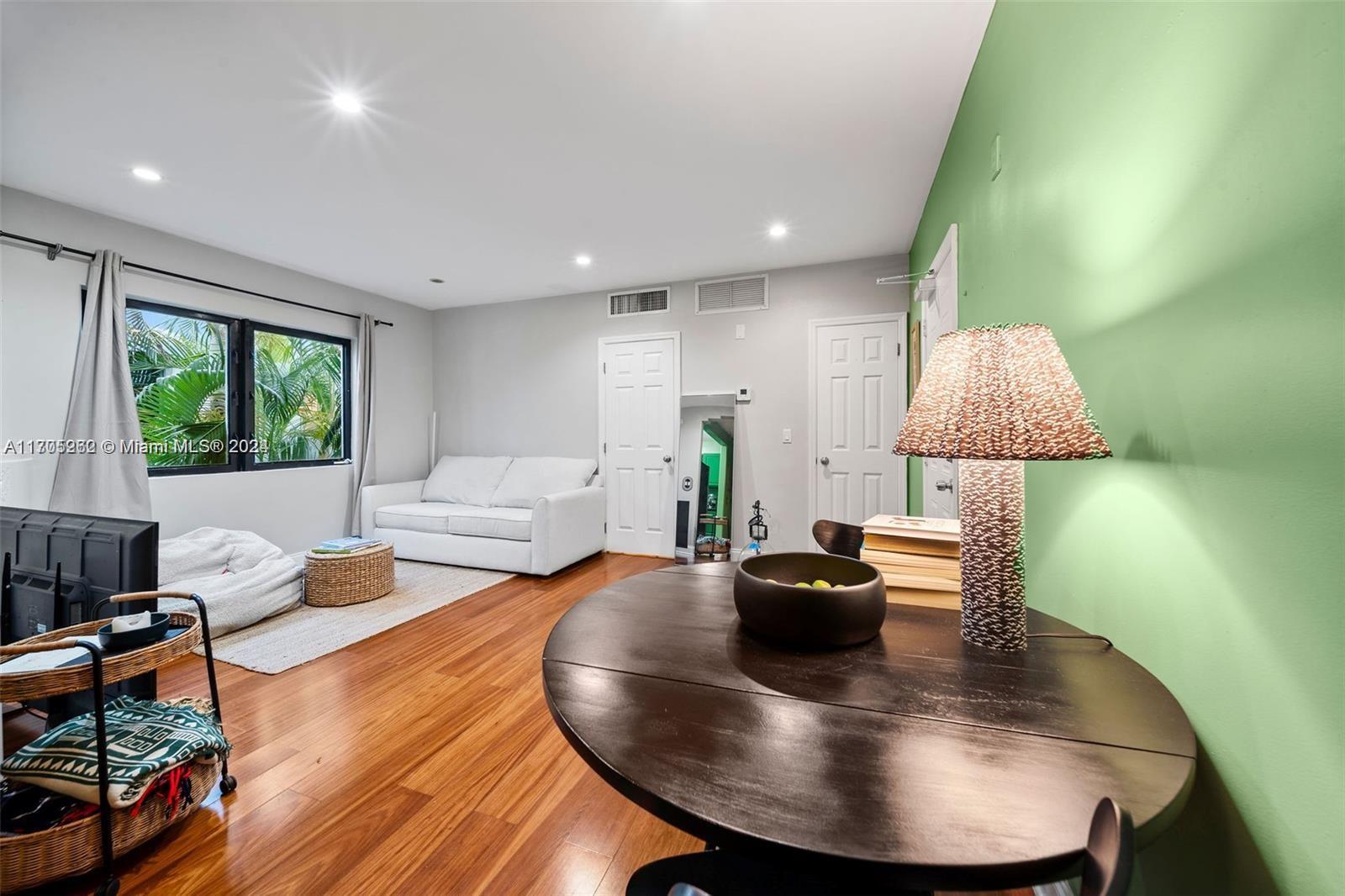 JEFFERSON PLACE CONDO - Residential