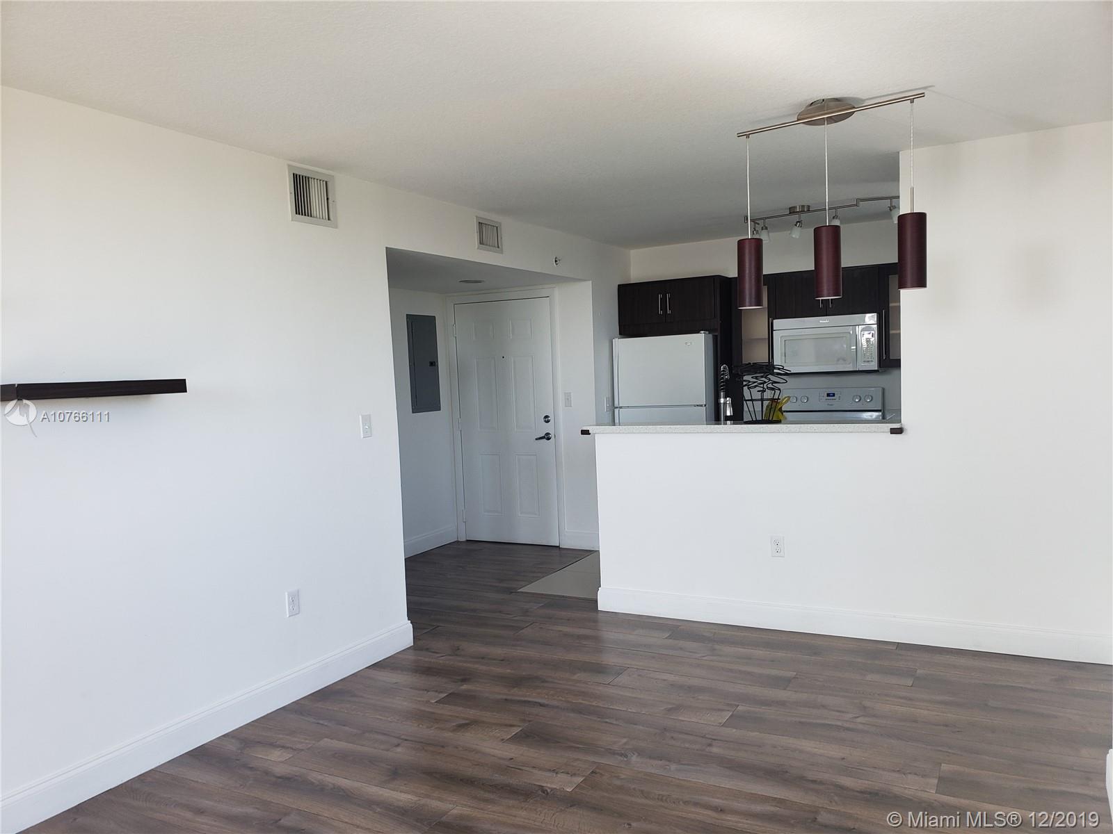 SAN LORENZO CONDO - Residential Lease