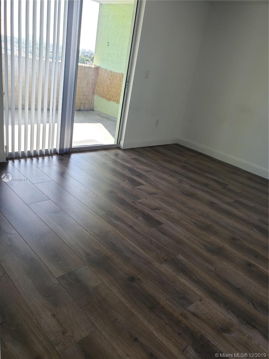 SAN LORENZO CONDO - Residential Lease