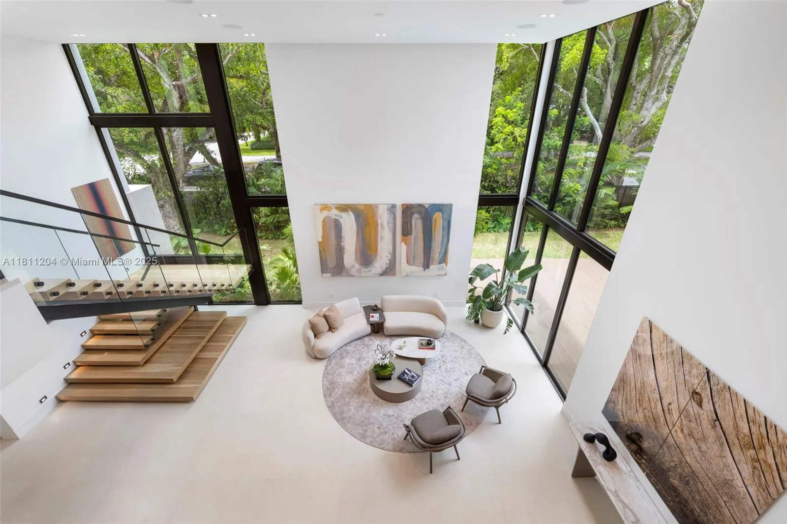 Miami, Florida 33143, United States, 7 Bedrooms Bedrooms, ,8 BathroomsBathrooms,Residential,Coming Soon,139840