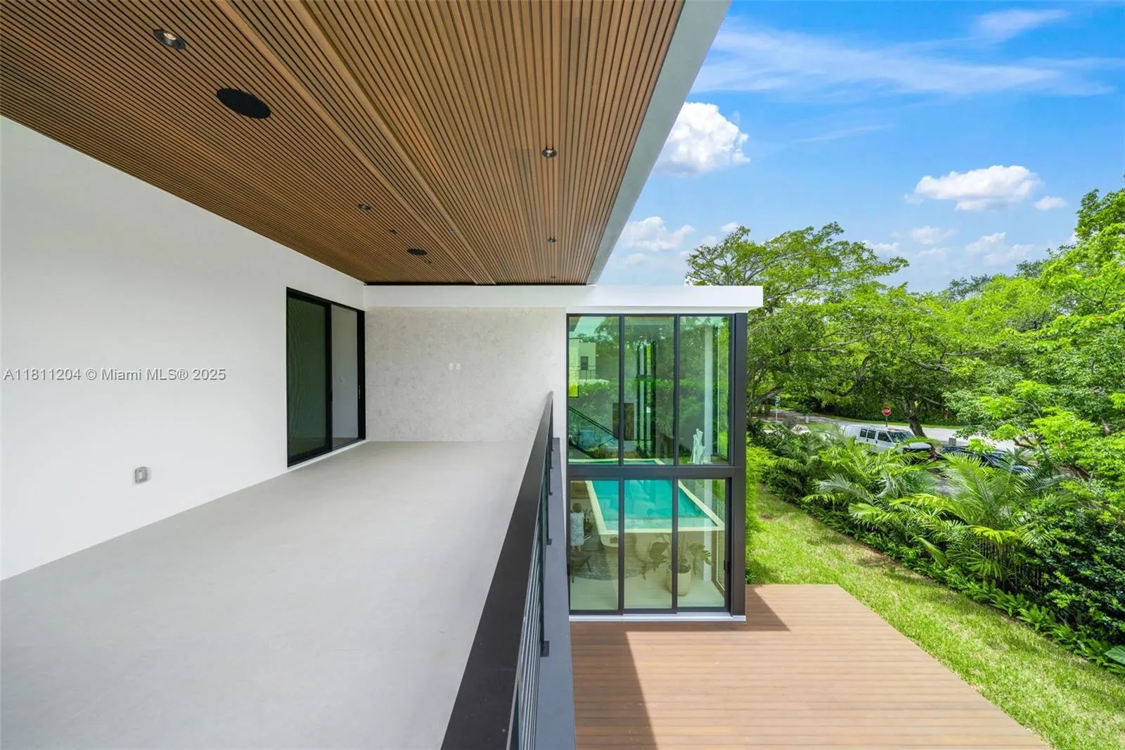 Miami, Florida 33143, United States, 7 Bedrooms Bedrooms, ,8 BathroomsBathrooms,Residential,Coming Soon,139840