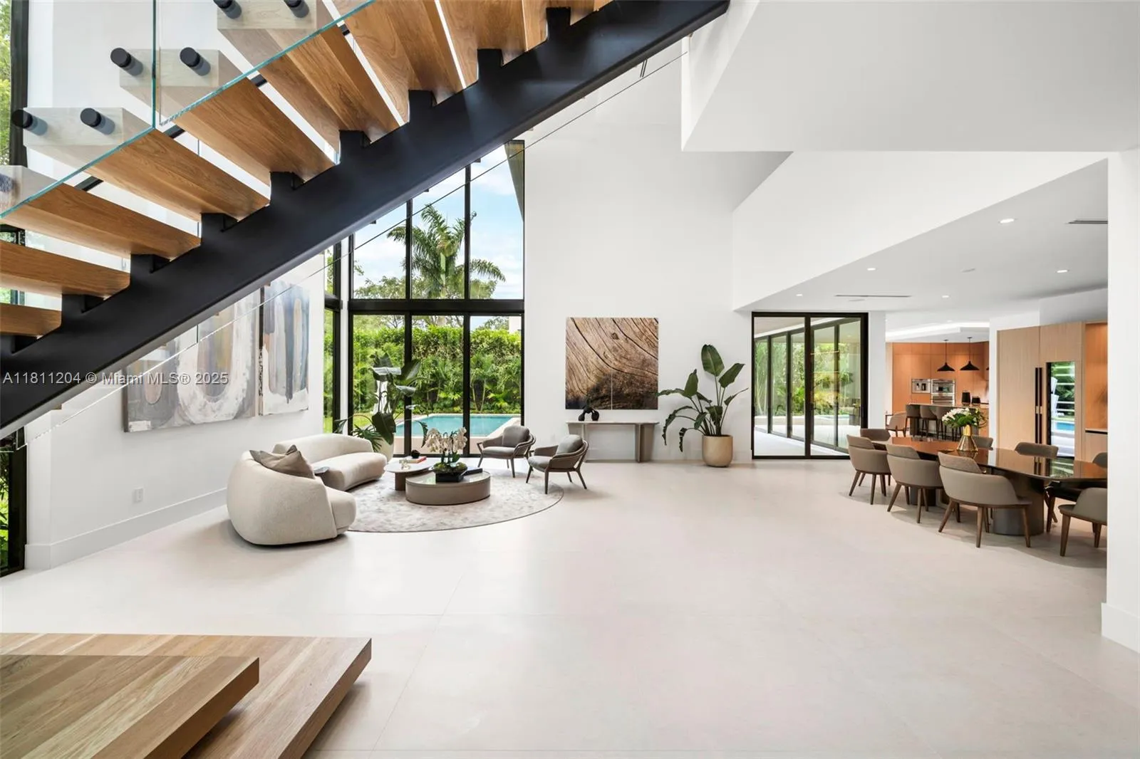 Miami, Florida 33143, United States, 7 Bedrooms Bedrooms, ,8 BathroomsBathrooms,Residential,Coming Soon,139840