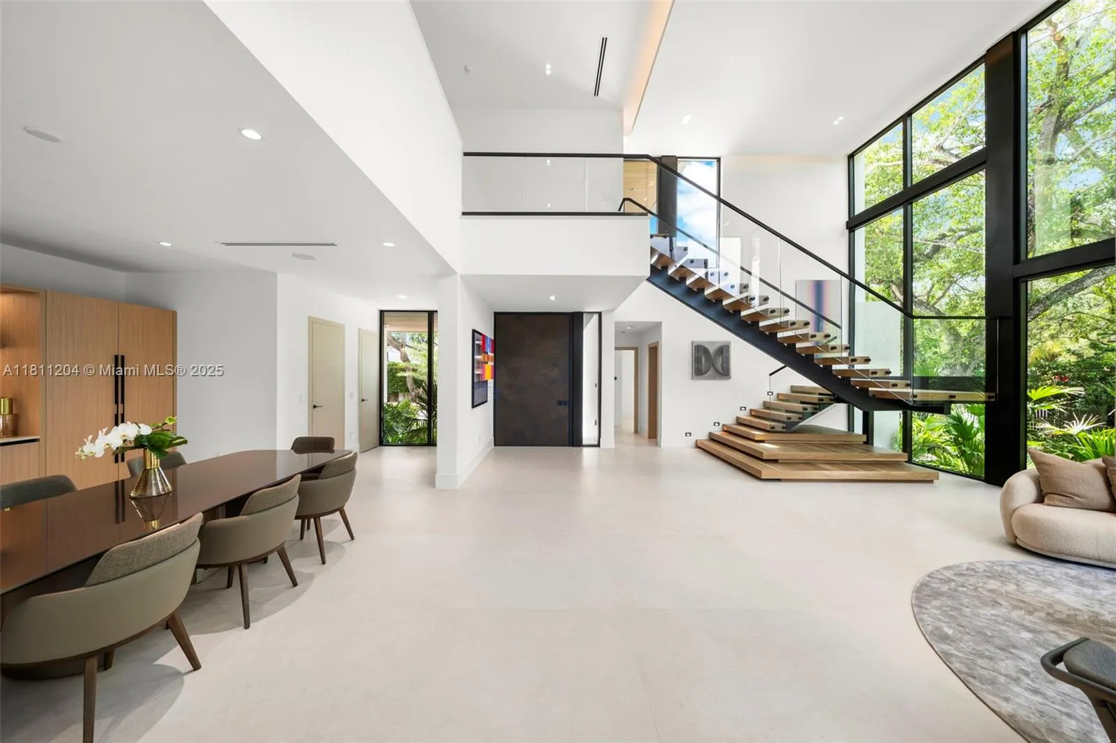 Miami, Florida 33143, United States, 7 Bedrooms Bedrooms, ,8 BathroomsBathrooms,Residential,Coming Soon,139840