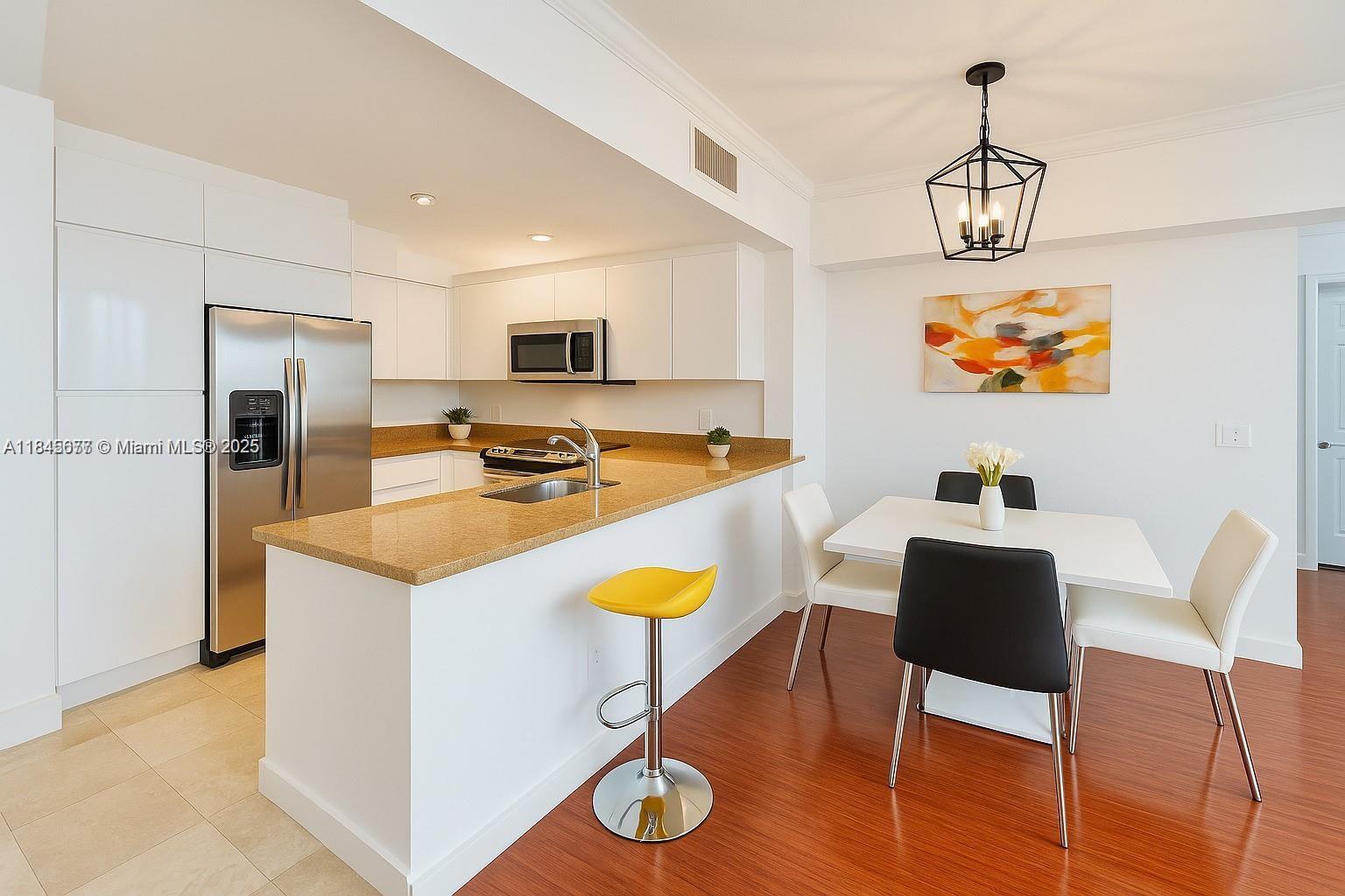 DUO CONDOMINIUM WEST - Residential