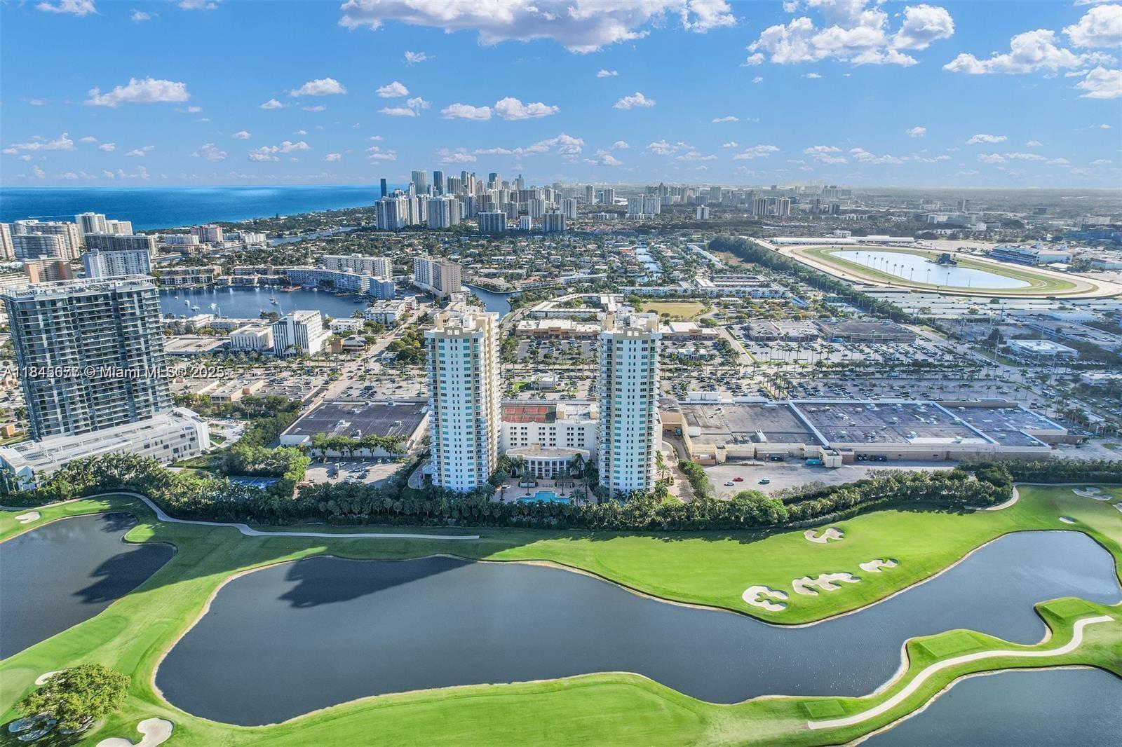 DUO CONDOMINIUM WEST - Residential