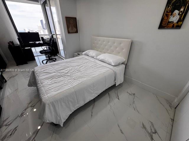 4000 ISL BLVD WILLIAMS IS - Residential