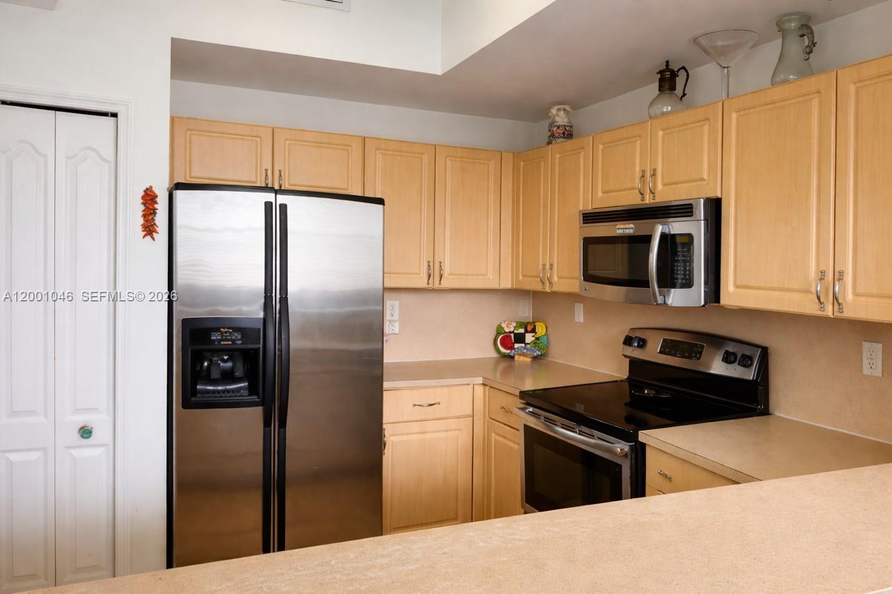 CENTURY PARK CONDO - Residential