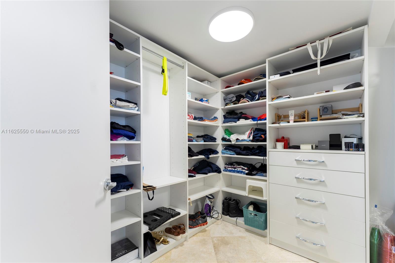 OCEAN TWO CONDO - Residential Lease