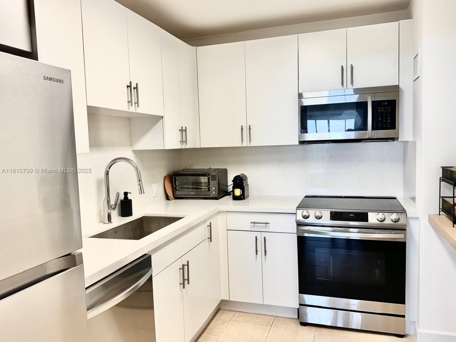 BONAVISTA CONDO - Residential