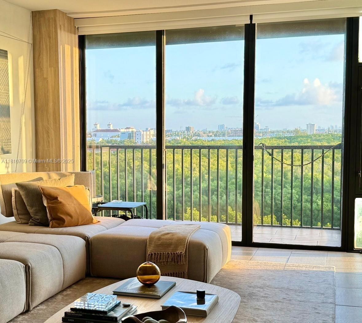 BONAVISTA CONDO - Residential