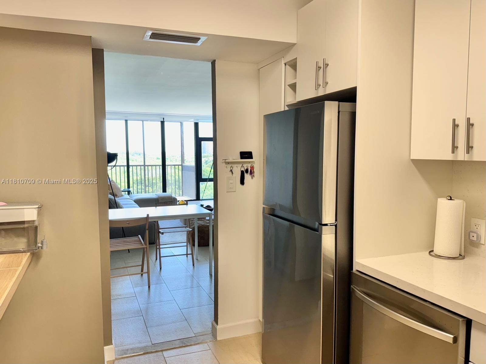 BONAVISTA CONDO - Residential